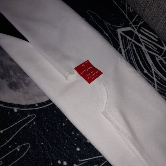 White With Black Border Christmas Tree Skirt 42" 54" - 48" Diameter - Picture 5 of 5